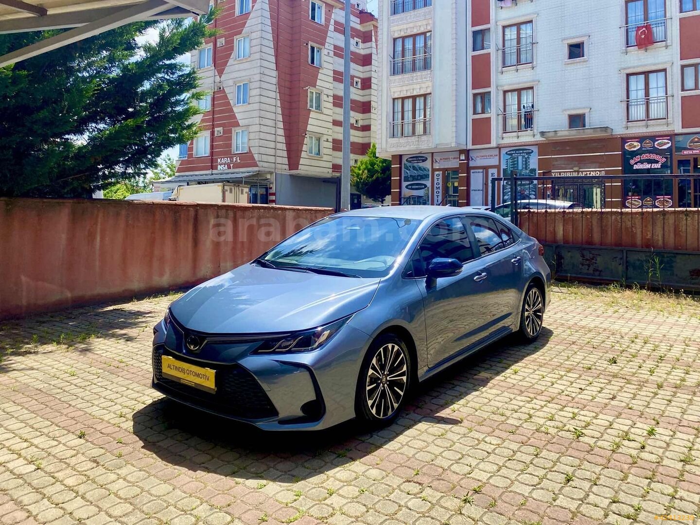 Galeriden Toyota Corolla 1.5 Vision Plus 2025 Model İstanbul 9.800 km Gri 1