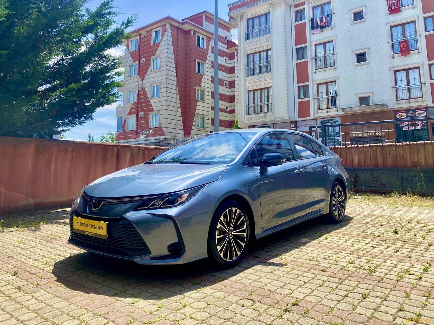 Galeriden Toyota Corolla 1.5 Vision Plus 2025 Model İstanbul 9.800 km Gri 2