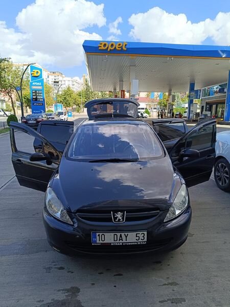 Sahibinden Peugeot 307 1.4 XR 2005 Model Siirt 202.000 km Siyah