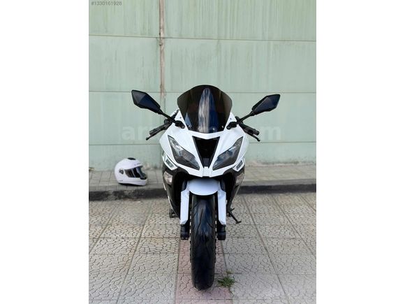 Galeriden Kawasaki Ninja ZX 6R 2013 Model Samsun 45.000 km Beyaz