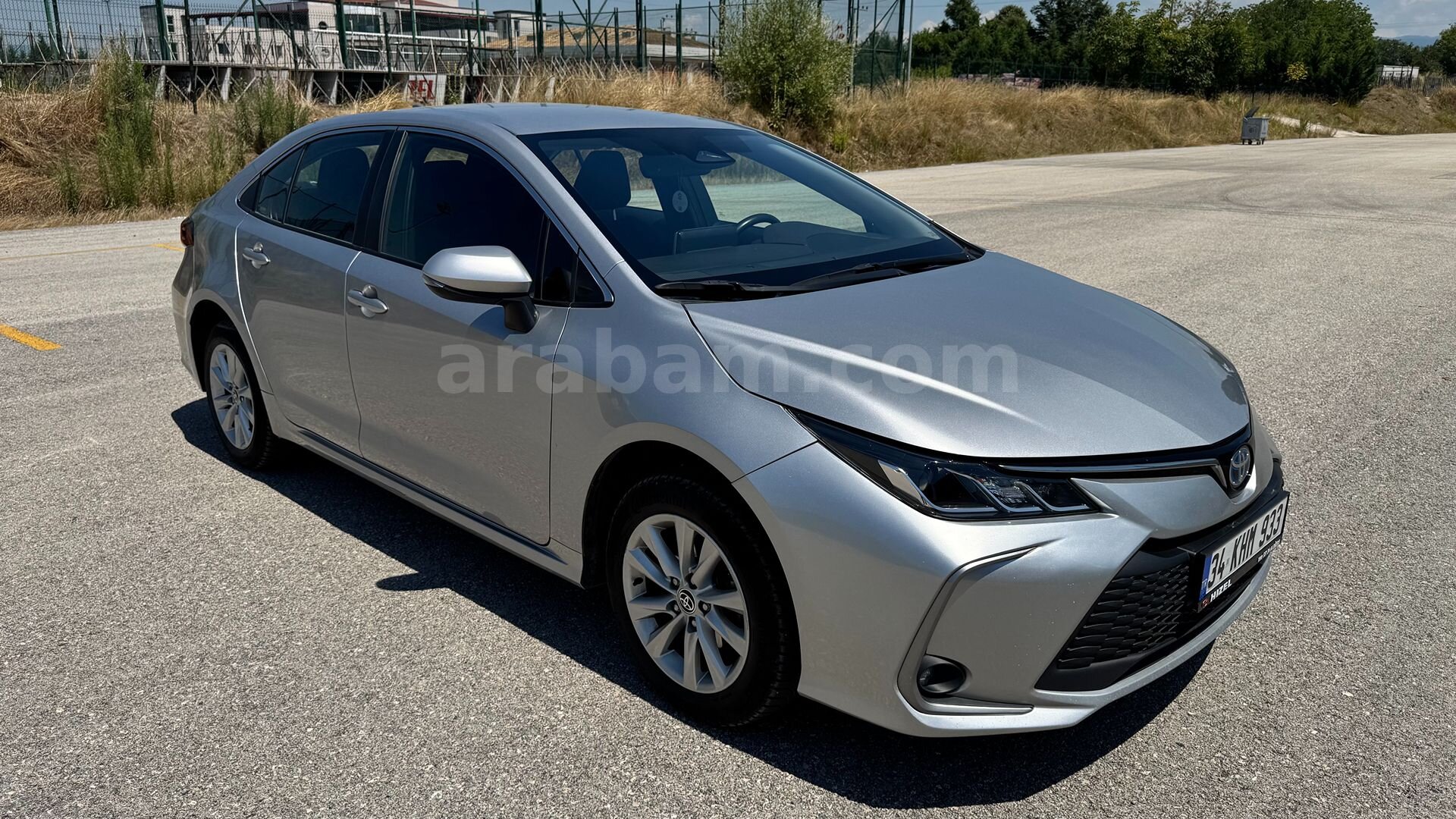 Galeriden Toyota Corolla 1.8 Hybrid Dream 2024 Model Düzce 64.456 km Gri 4