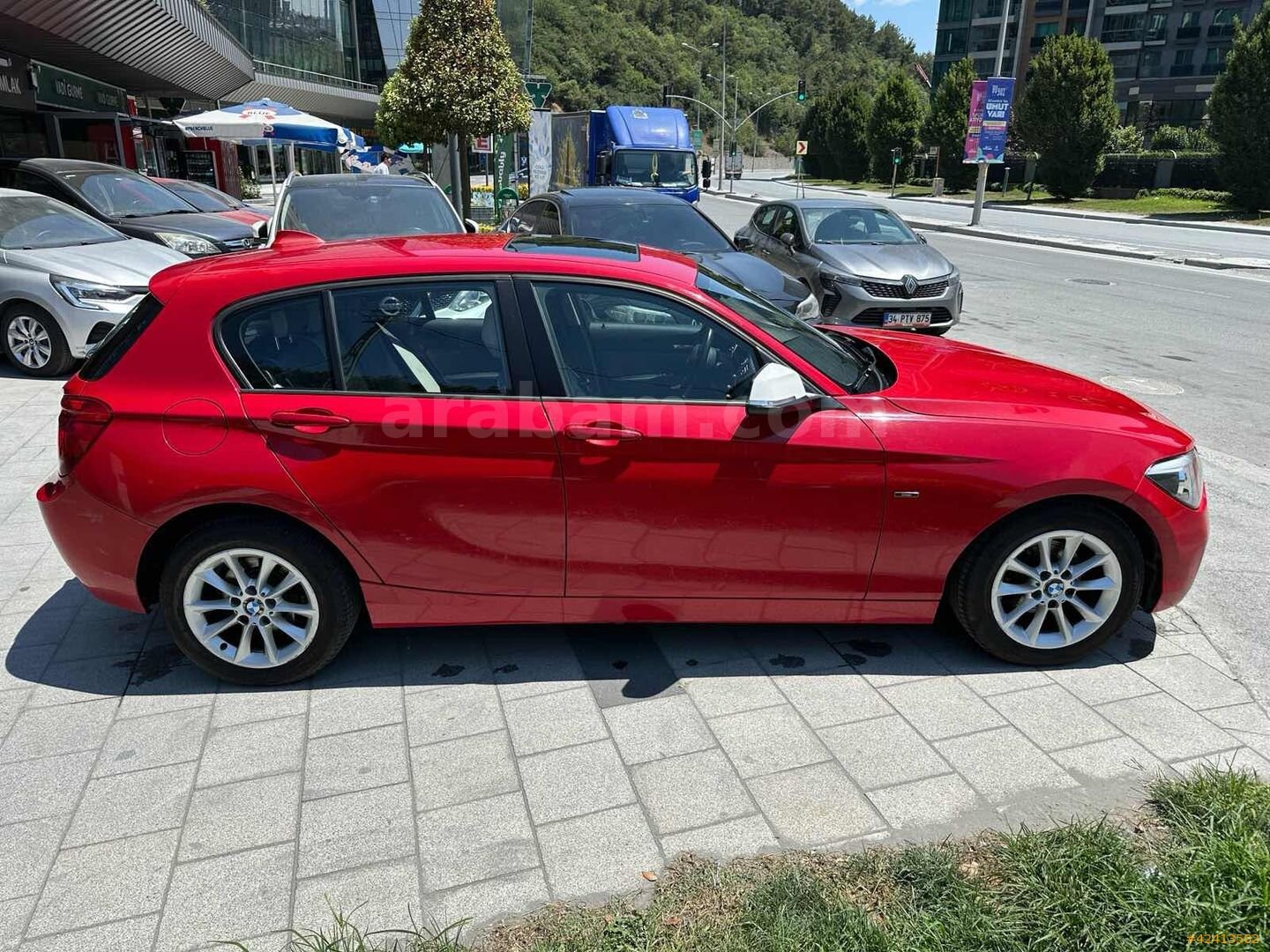 Galeriden BMW 1 Serisi 116i Urban Line 2012 Model İstanbul 140.000 km Kırmızı 5