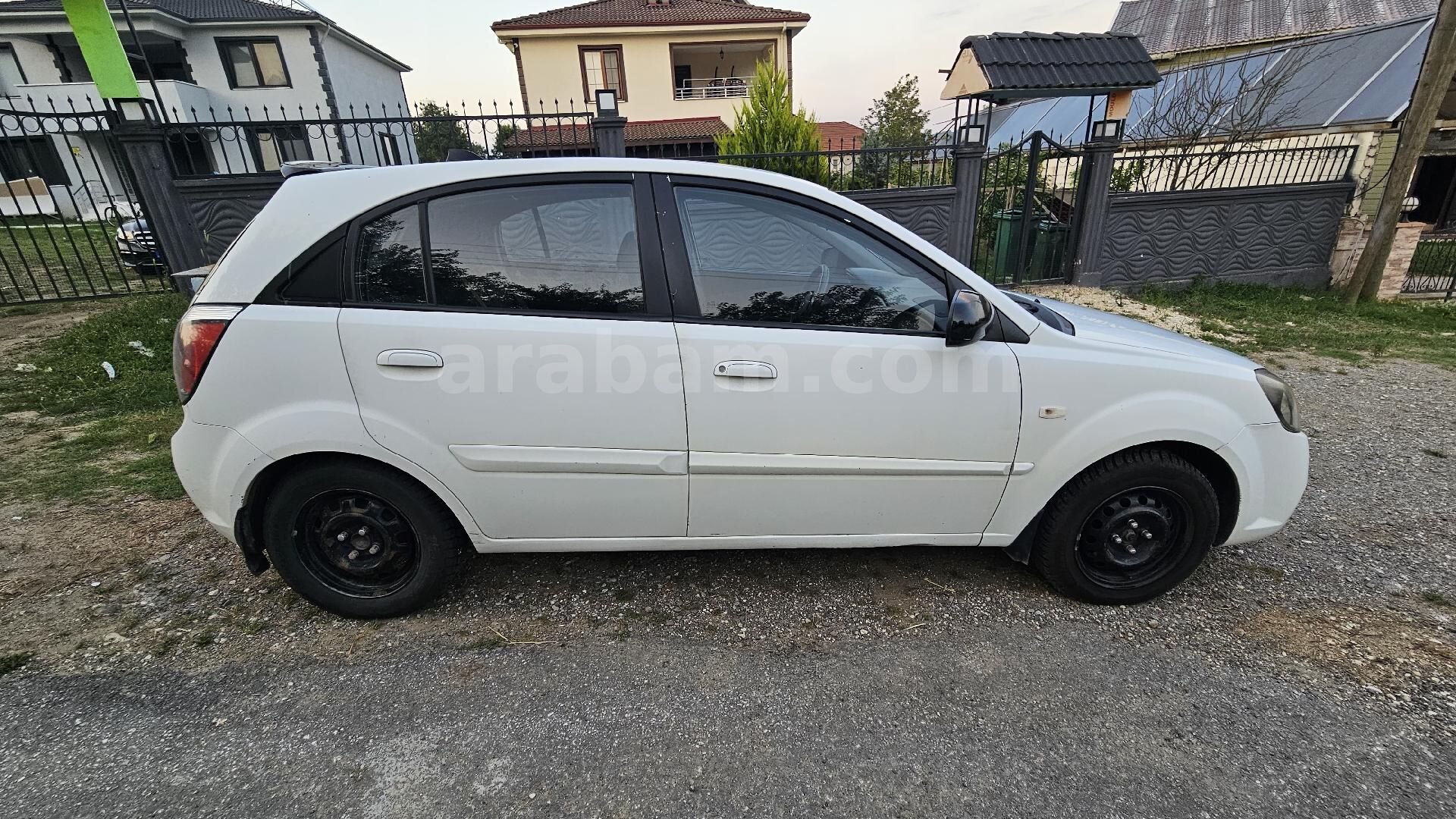 Sahibinden Kia Rio 1.5 CRDi EX Comfort 2011 Model Düzce 178.000 km Beyaz 6