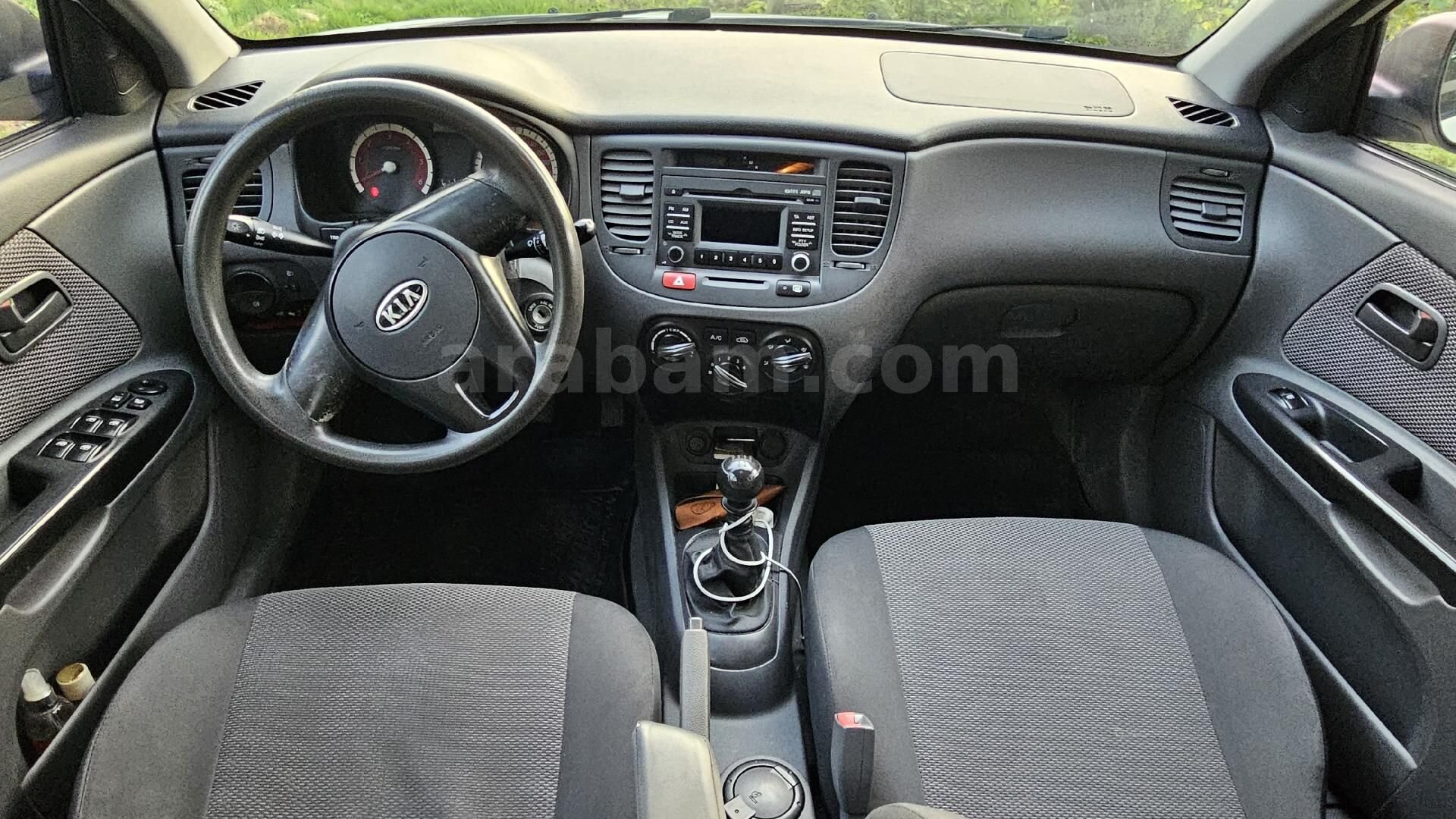 Sahibinden Kia Rio 1.5 CRDi EX Comfort 2011 Model Düzce 178.000 km Beyaz 7