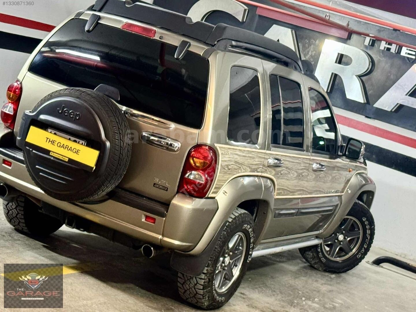 Galeriden Jeep Cherokee 3.7 Renegade 2004 Model İstanbul 253.000 km Yeşil 7