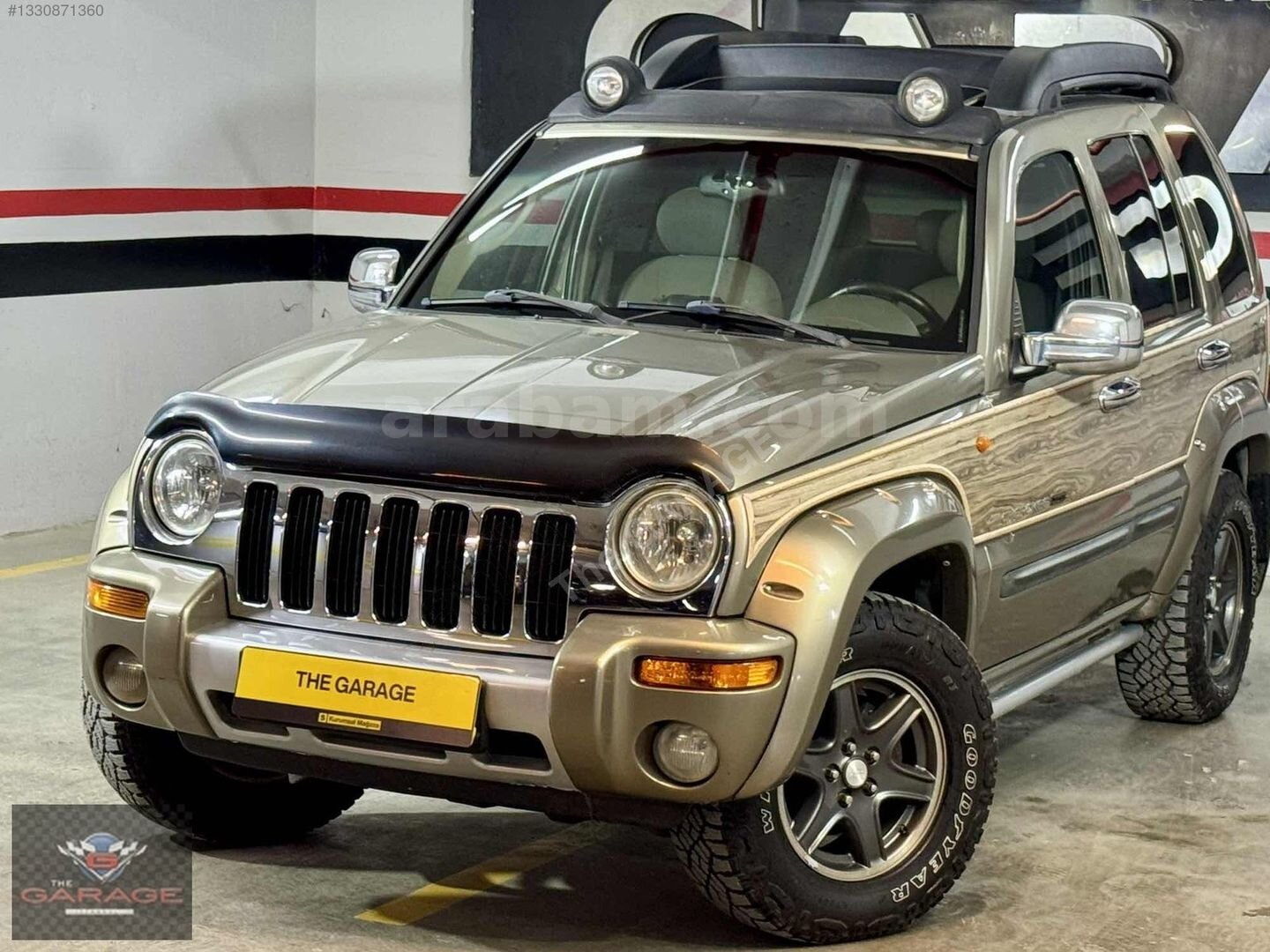 Galeriden Jeep Cherokee 3.7 Renegade 2004 Model İstanbul 253.000 km Yeşil 3