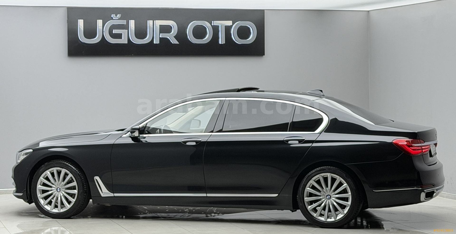 Galeriden BMW 7 Serisi 730i Long Pure Excellence 2017 Model İzmir 146.000 km Siyah 4