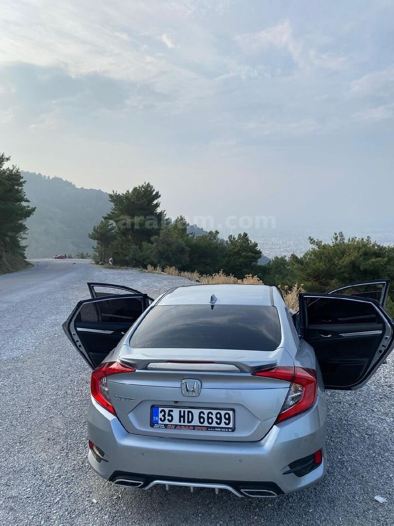 Sahibinden Honda Civic 1.6i VTEC Eco Executive 2017 Model Manisa 110.000 km Gri (metalik) 4