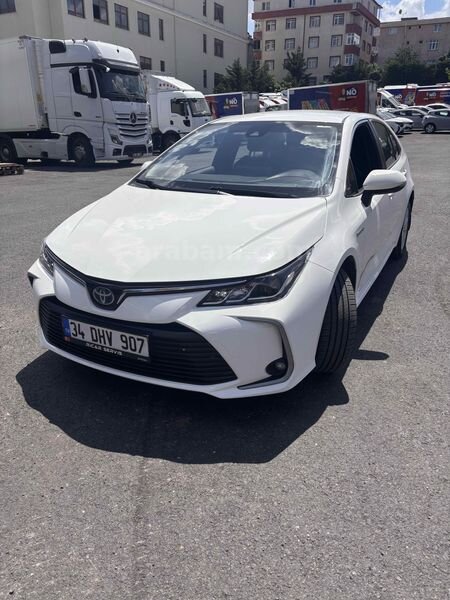 Sahibinden Toyota Corolla 1.8 Hybrid Dream 2020 Model İstanbul 120.700 km Beyaz