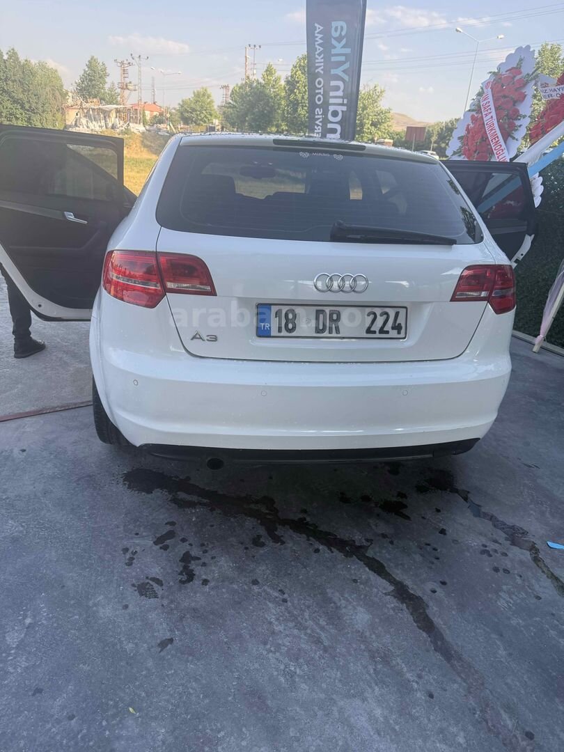 Sahibinden Audi A3 Sportback 1.6 Ambiente 2011 Model Van 277.000 km Beyaz 4