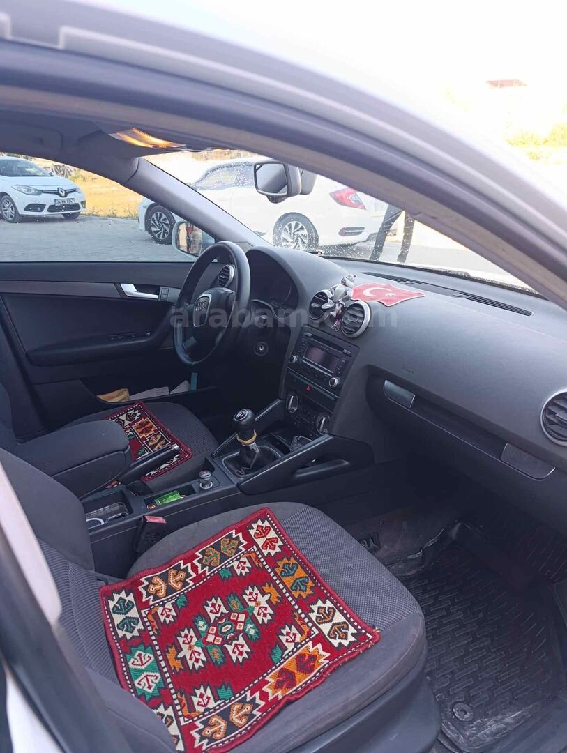 Sahibinden Audi A3 Sportback 1.6 Ambiente 2011 Model Van 277.000 km Beyaz 6