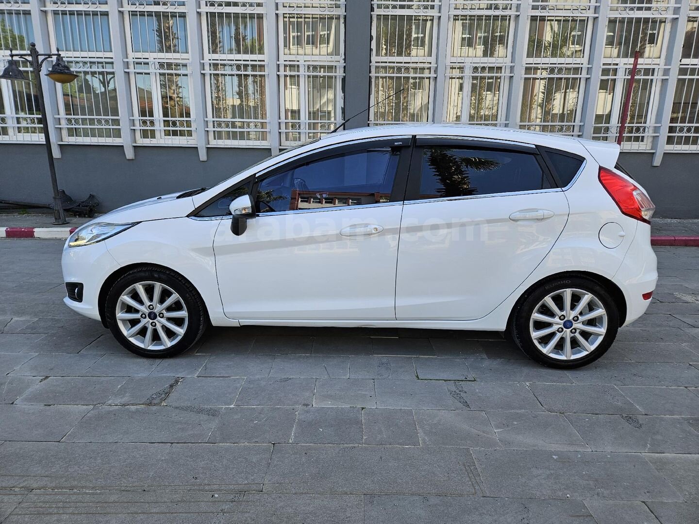 Sahibinden Ford Fiesta 1.5 TDCi Titanium 2016 Model Hatay 135.500 km Beyaz 4