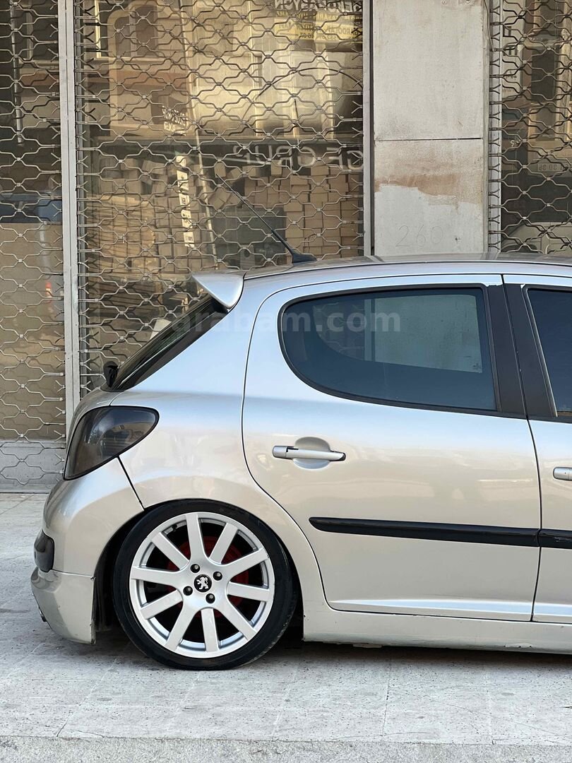 Sahibinden Peugeot 207 1.4 HDi Trendy 2007 Model Ankara 340.000 km Gri 5