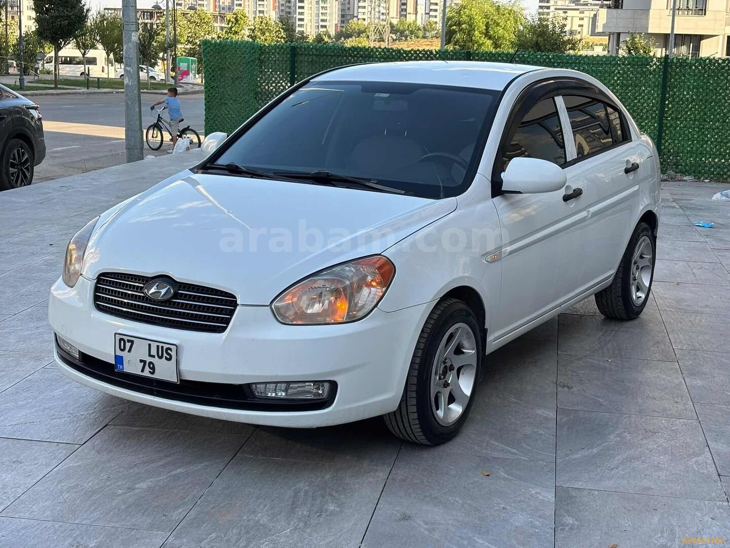 Galeriden Hyundai Accent Era 1.5 CRDi-VGT Team 2009 Model Gaziantep 300.000 km Beyaz 1