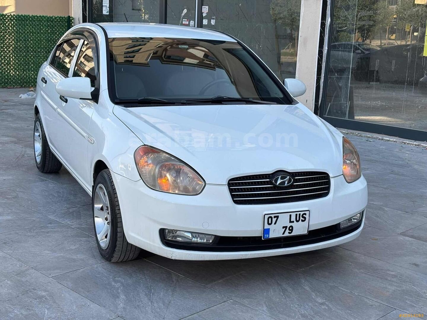 Galeriden Hyundai Accent Era 1.5 CRDi-VGT Team 2009 Model Gaziantep 300.000 km Beyaz 5