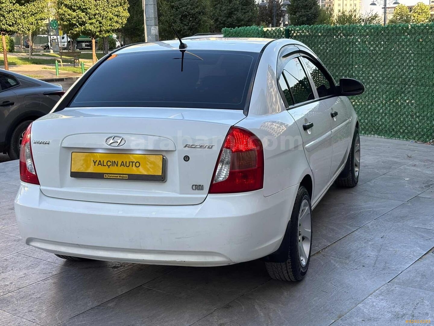 Galeriden Hyundai Accent Era 1.5 CRDi-VGT Team 2009 Model Gaziantep 300.000 km Beyaz 6
