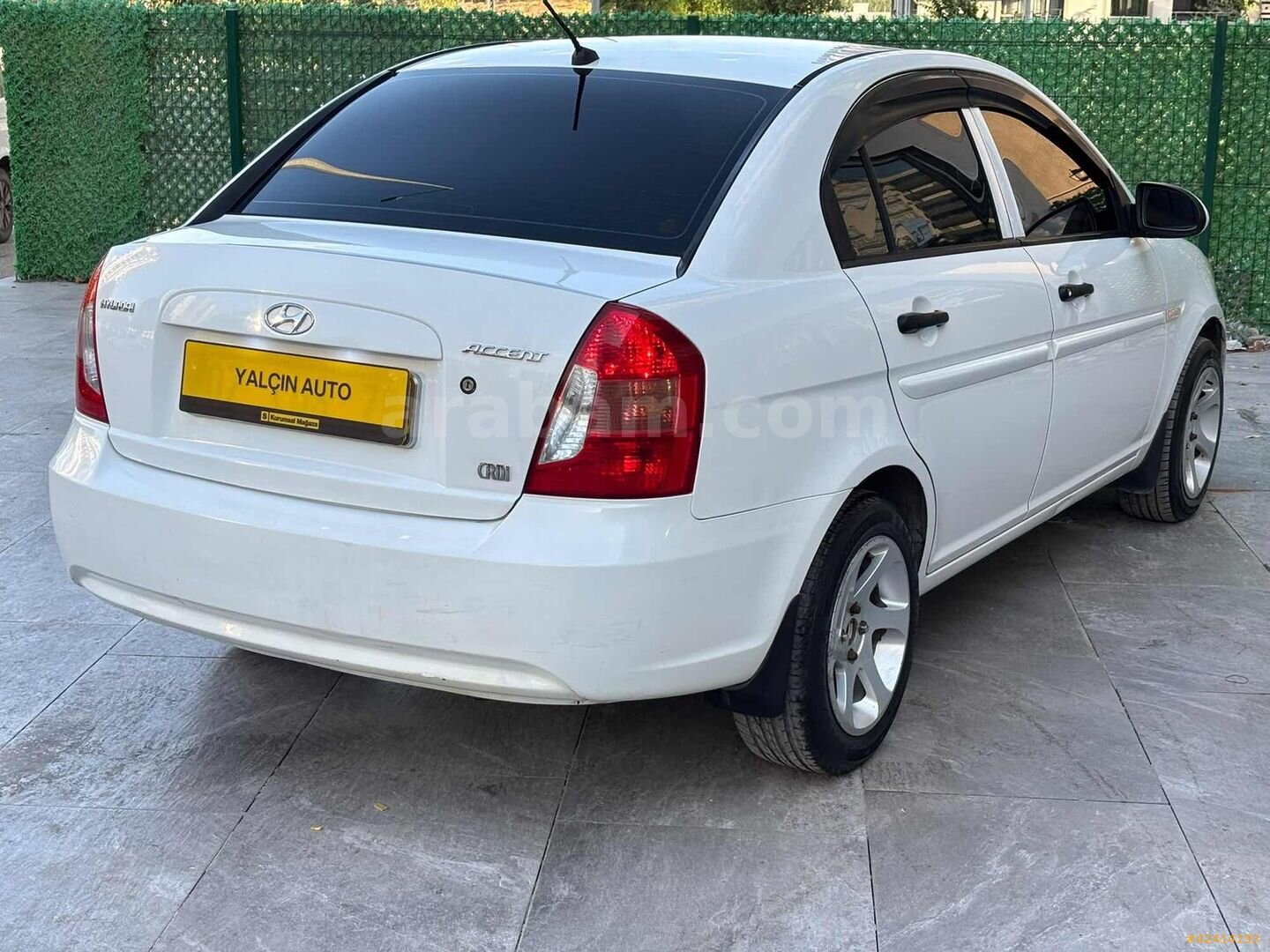 Galeriden Hyundai Accent Era 1.5 CRDi-VGT Team 2009 Model Gaziantep 300.000 km Beyaz 7