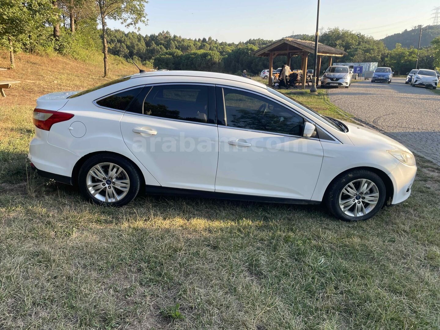 Sahibinden Ford Focus 1.6 TDCi Trend X 2014 Model İstanbul 222.000 km Beyaz 6