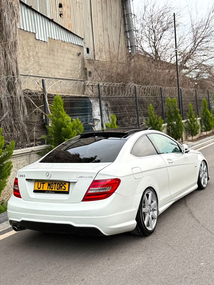 Galeriden Mercedes - Benz C 250 BlueEFFICIENCY AMG 2011 Model Adana 250.000 km Beyaz 6