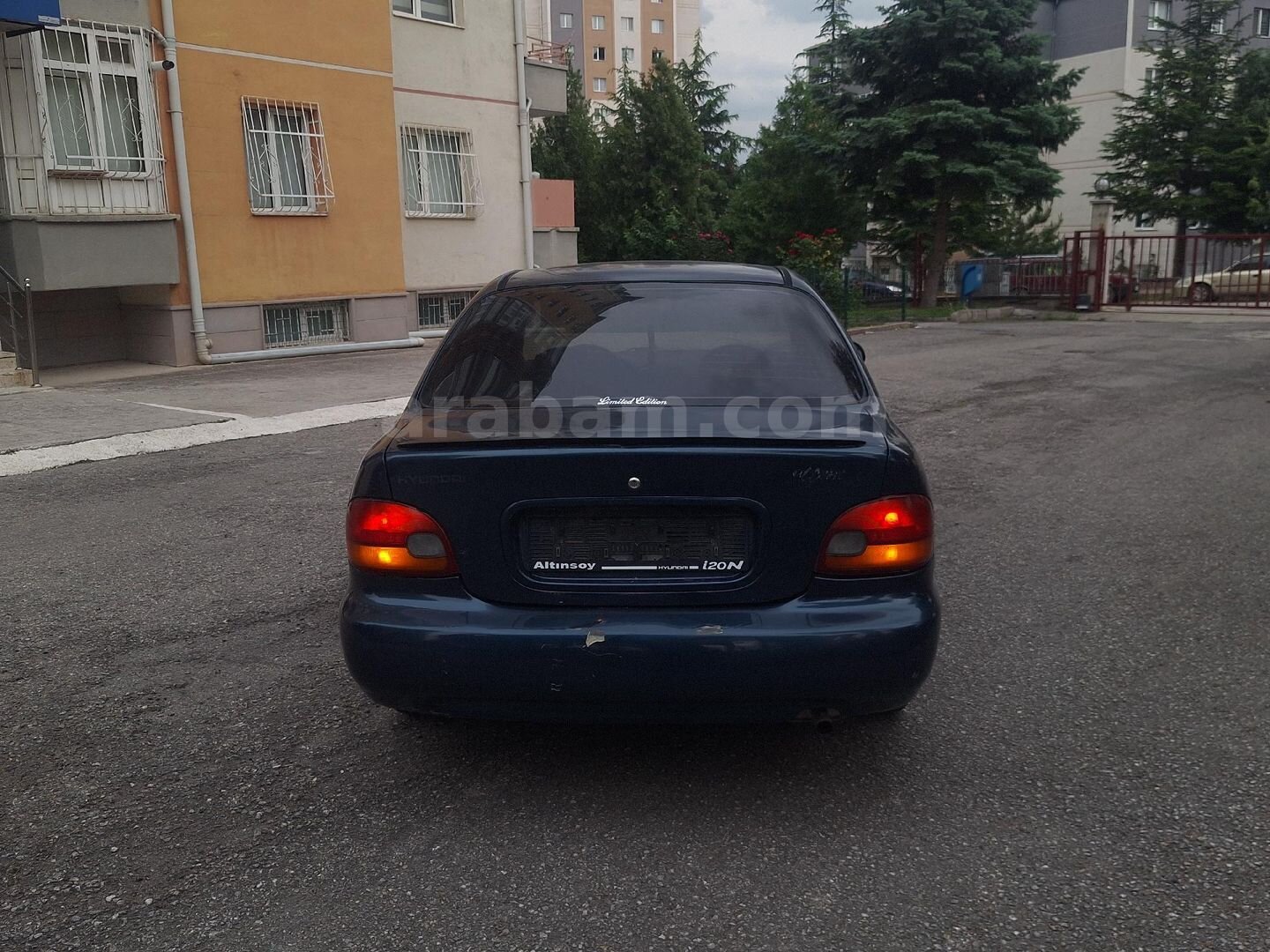 Sahibinden Hyundai Accent 1.3 LS 1997 Model Ankara 248.000 km Mavi (metalik) 3