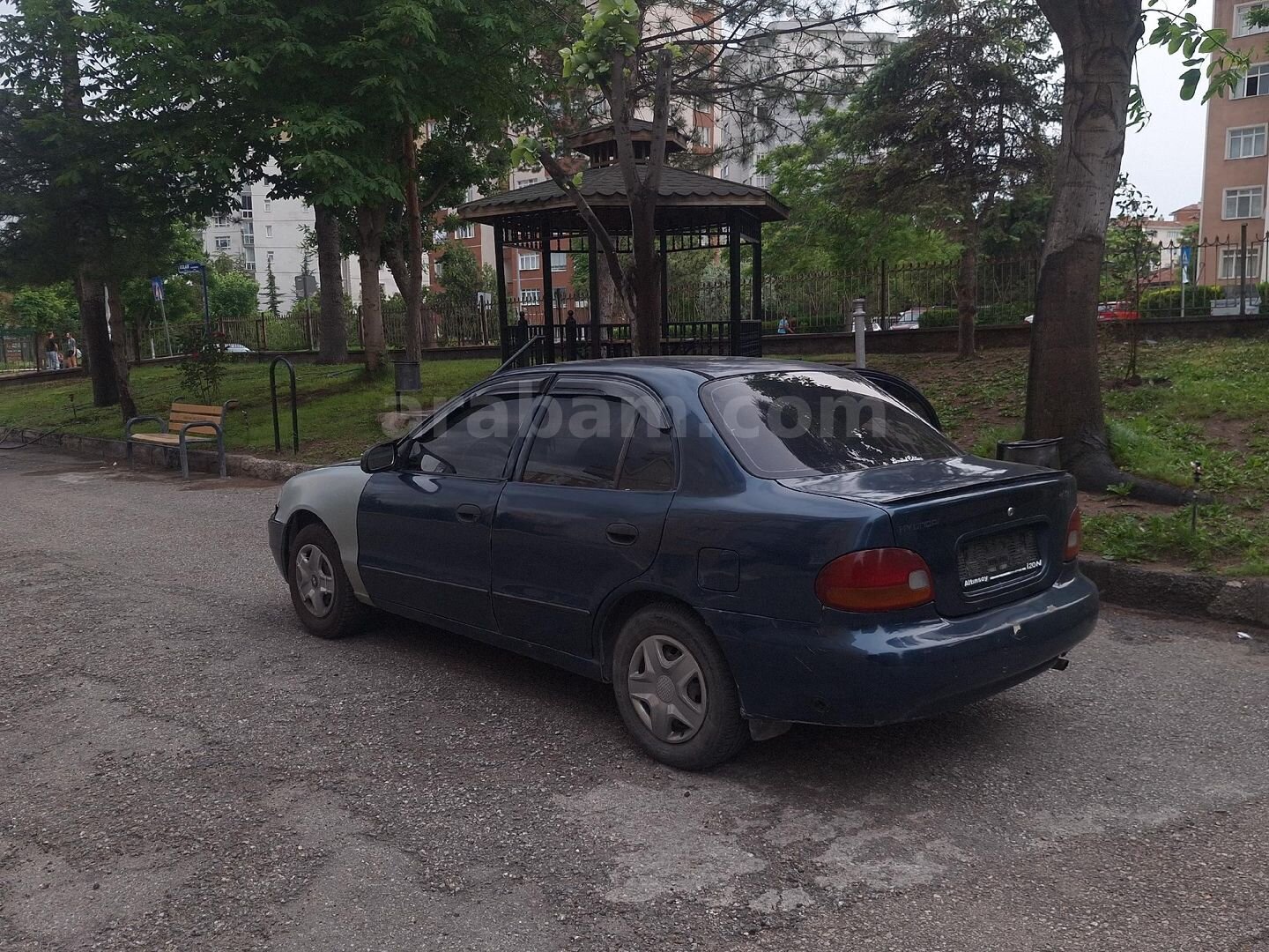 Sahibinden Hyundai Accent 1.3 LS 1997 Model Ankara 248.000 km Mavi (metalik) 6