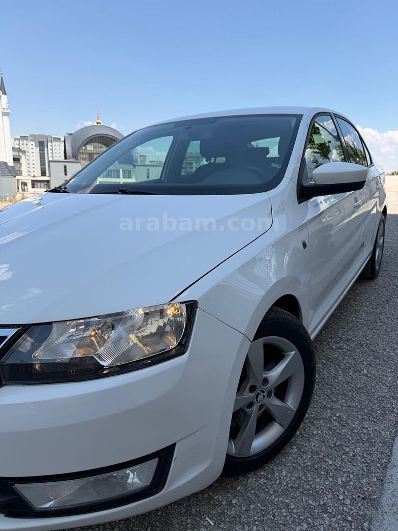 Sahibinden Skoda Rapid 1.6 CR TDI Elegance 2015 Model Ankara 183.000 km Beyaz 5