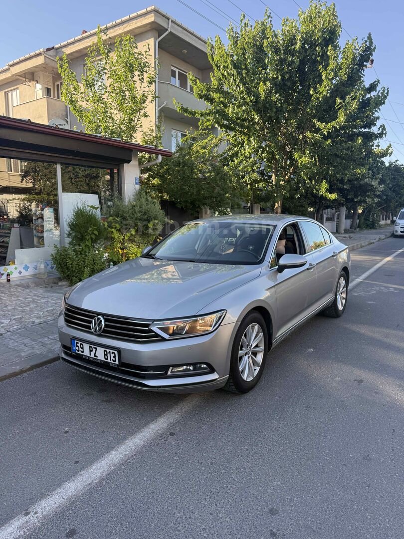 Sahibinden Volkswagen Passat 1.4 TSi BlueMotion Comfortline 2016 Model Tekirdağ 195.000 km Gri 5