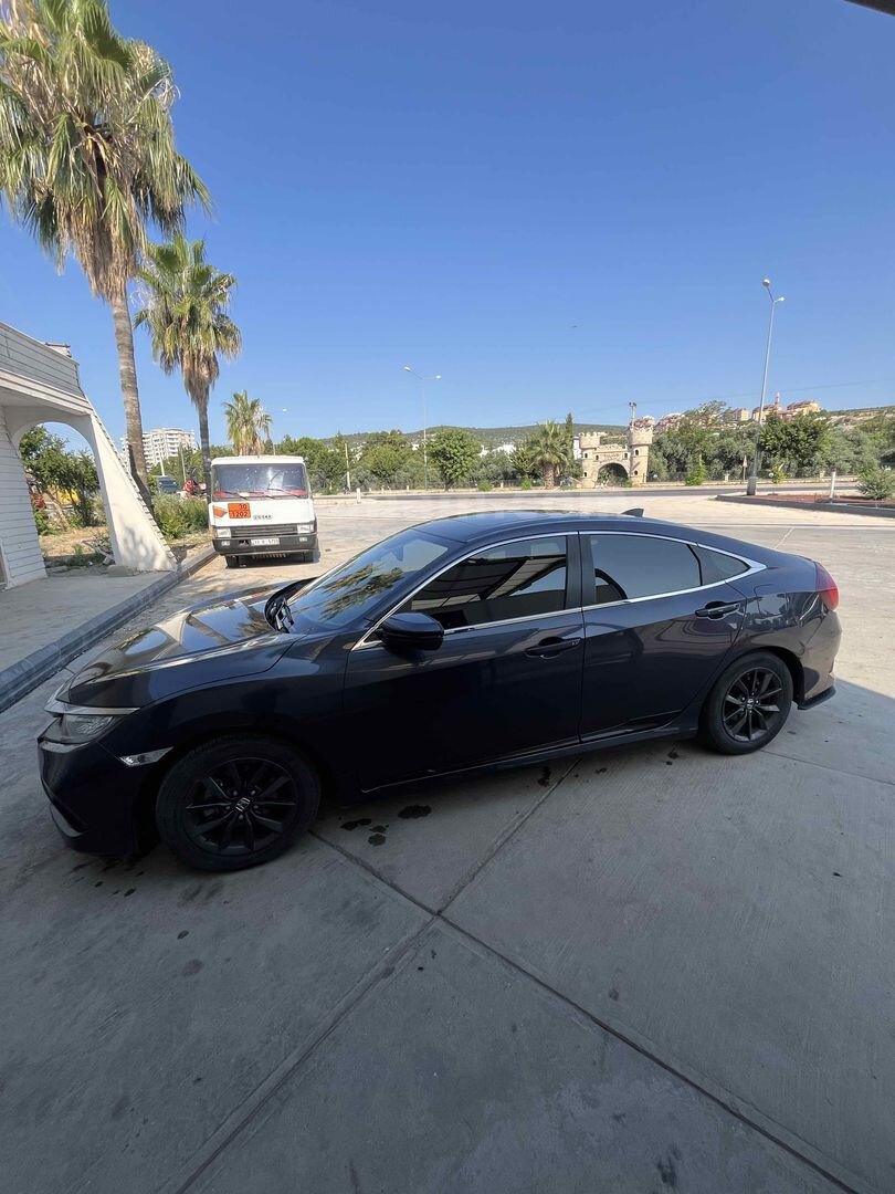 Sahibinden Honda Civic 1.6i VTEC Eco Elegance 2021 Model Mersin 76.000 km Mavi 7