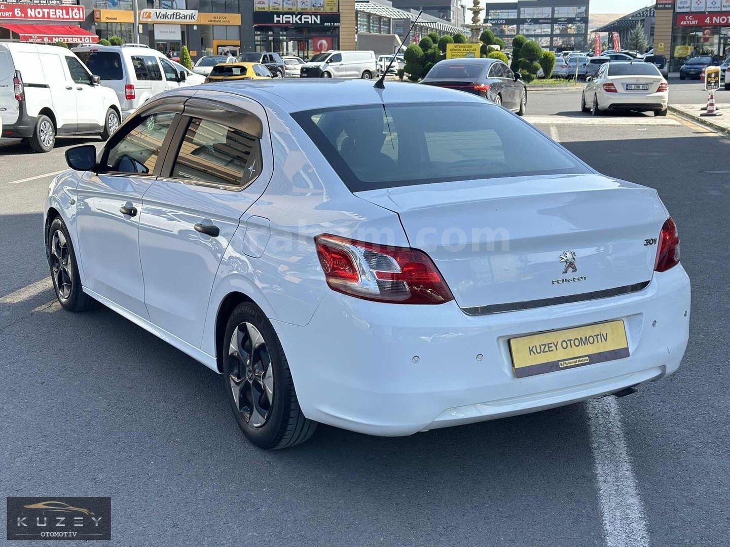 Galeriden Peugeot 301 1.6 HDi Access 2013 Model Ankara 166.000 km Beyaz 4