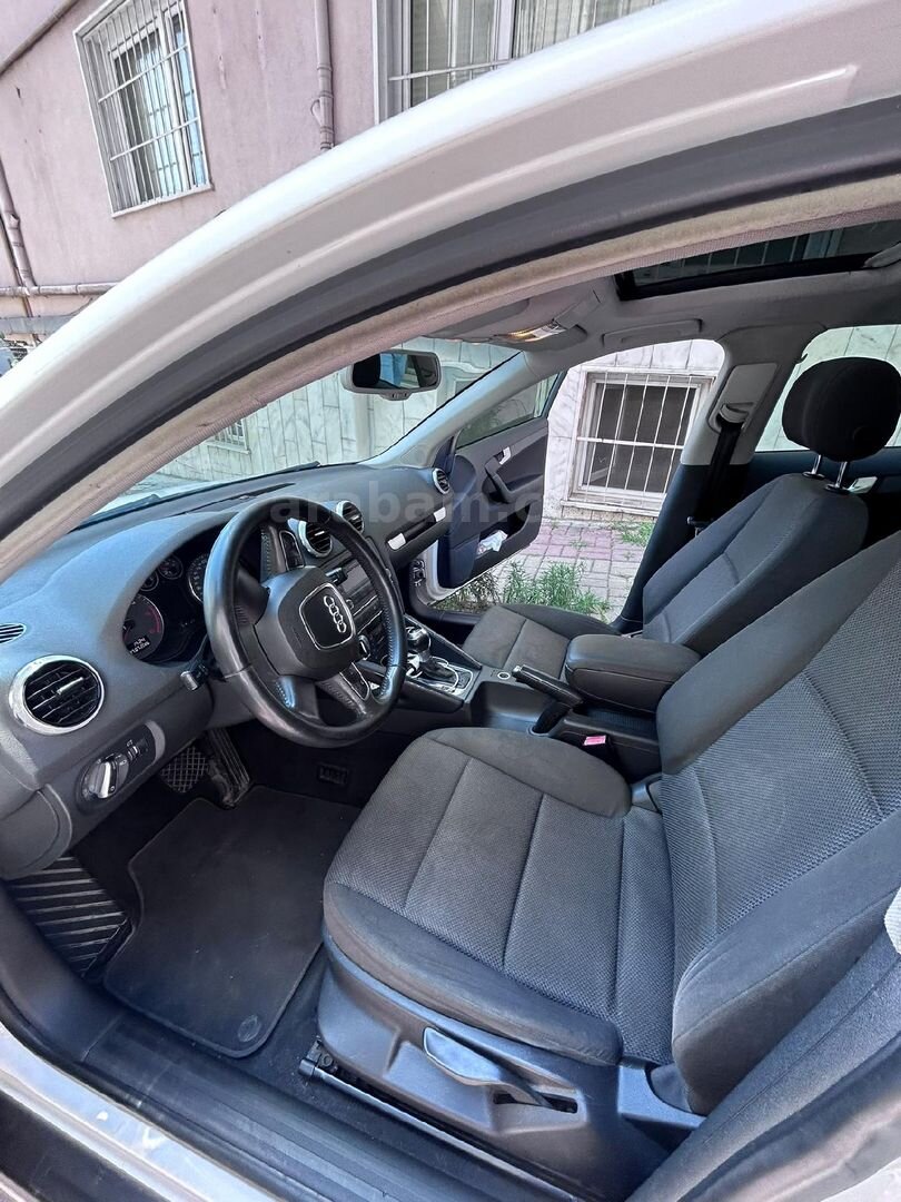 Sahibinden Audi A3 Sportback 1.6 TDI Attraction 2012 Model İstanbul 211.637 km Beyaz 5