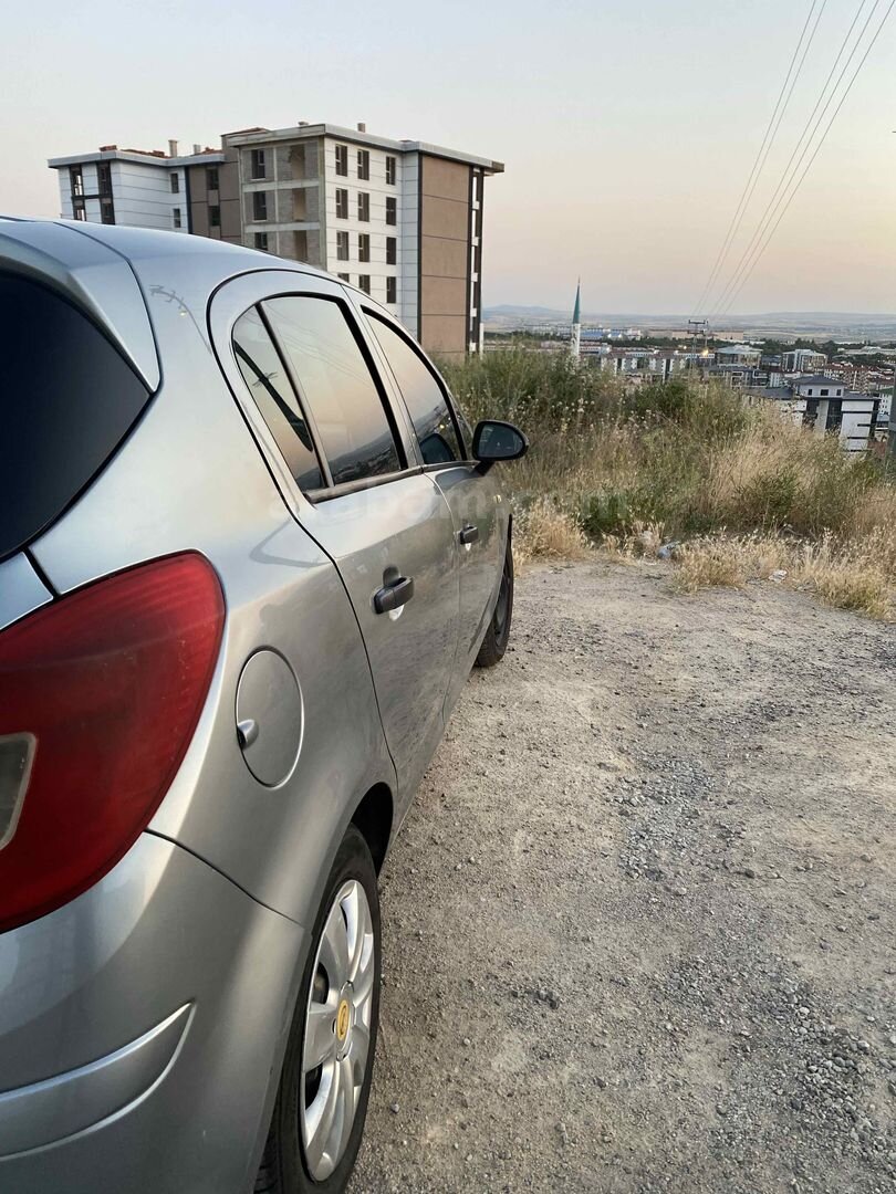 Sahibinden Opel Corsa 1.3 CDTI Essentia 2013 Model Ankara 345.000 km Gri 2