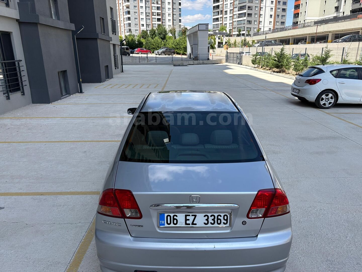 Sahibinden Honda Civic 1.6i VTEC ES 2006 Model Ankara 418.000 km Gri (Gümüş) 5