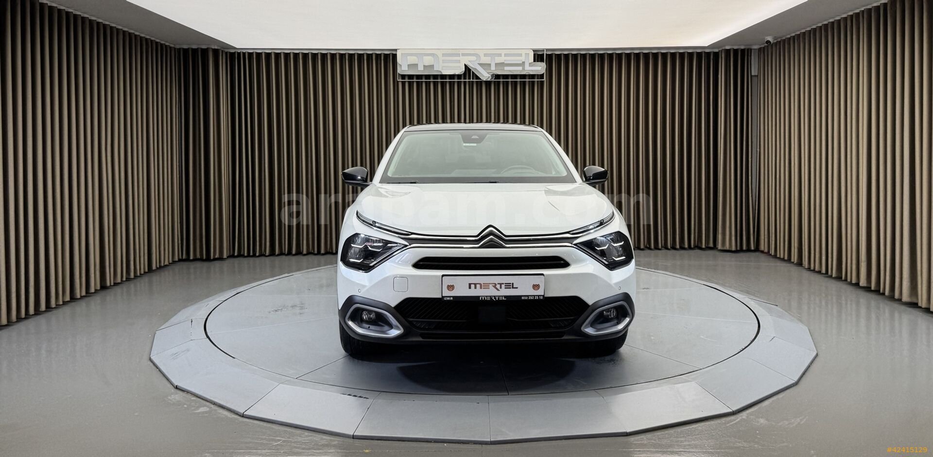 Galeriden Citroen C4 X 1.2 PureTech Shine 2023 Model İzmir 56.157 km Beyaz 2