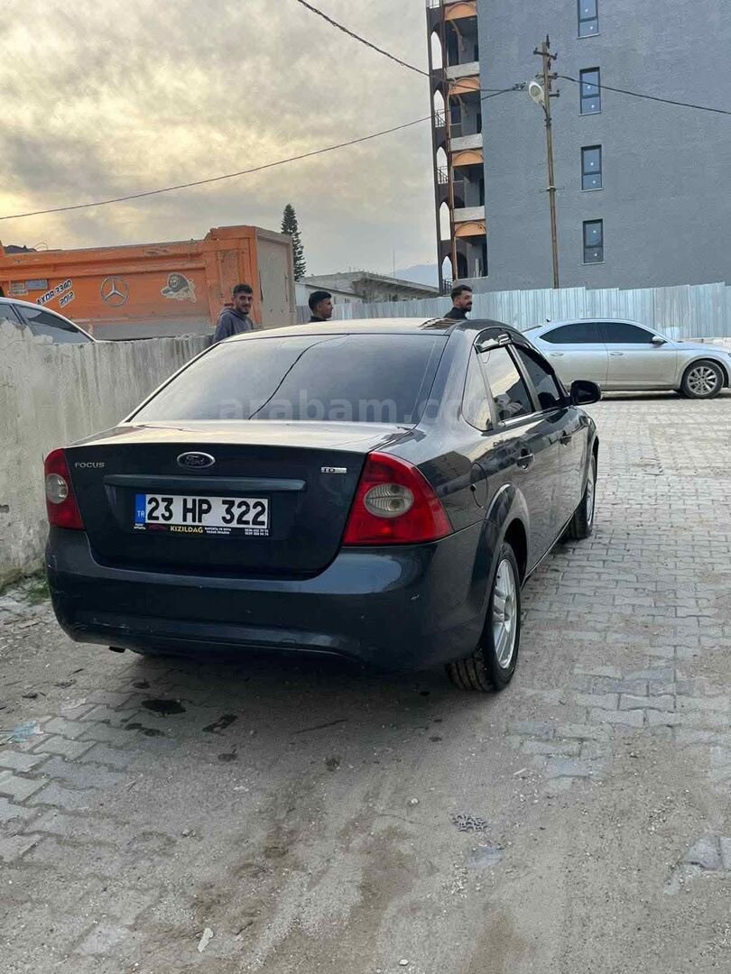 Sahibinden Ford Focus 1.6 TDCi Trend X 2011 Model Hatay 260.000 km Gri (Gümüş) 2