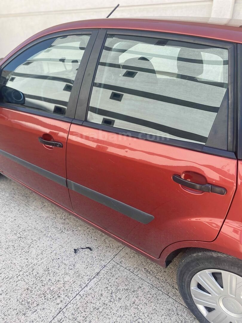 Sahibinden Ford Fiesta 1.6 Comfort 2006 Model İstanbul 172.000 km Kırmızı 3