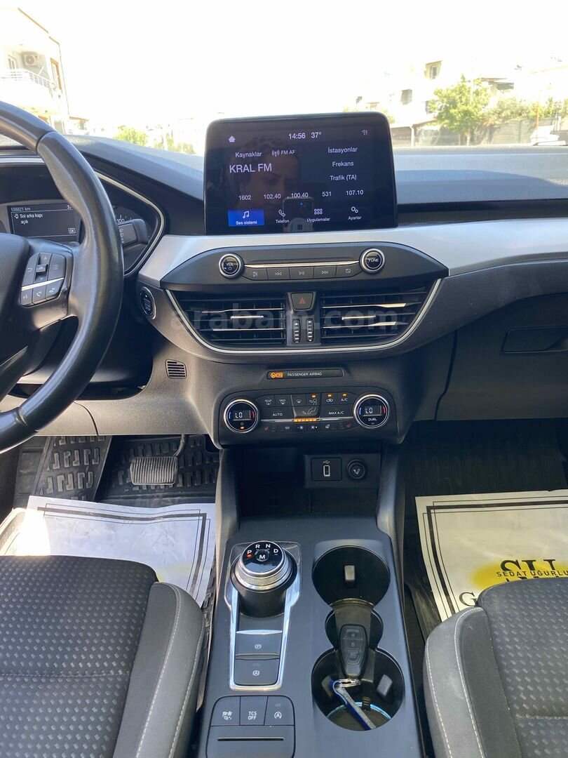Sahibinden Ford Focus 1.5 TDCi Titanium 2019 Model Adana 143.000 km Beyaz 2
