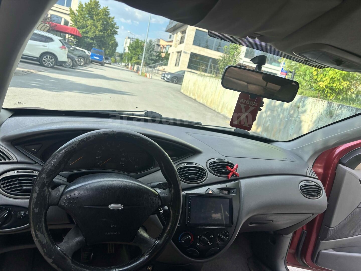 Sahibinden Ford Focus 1.6 Ambiente 2000 Model Ankara 295.000 km Bordo 4