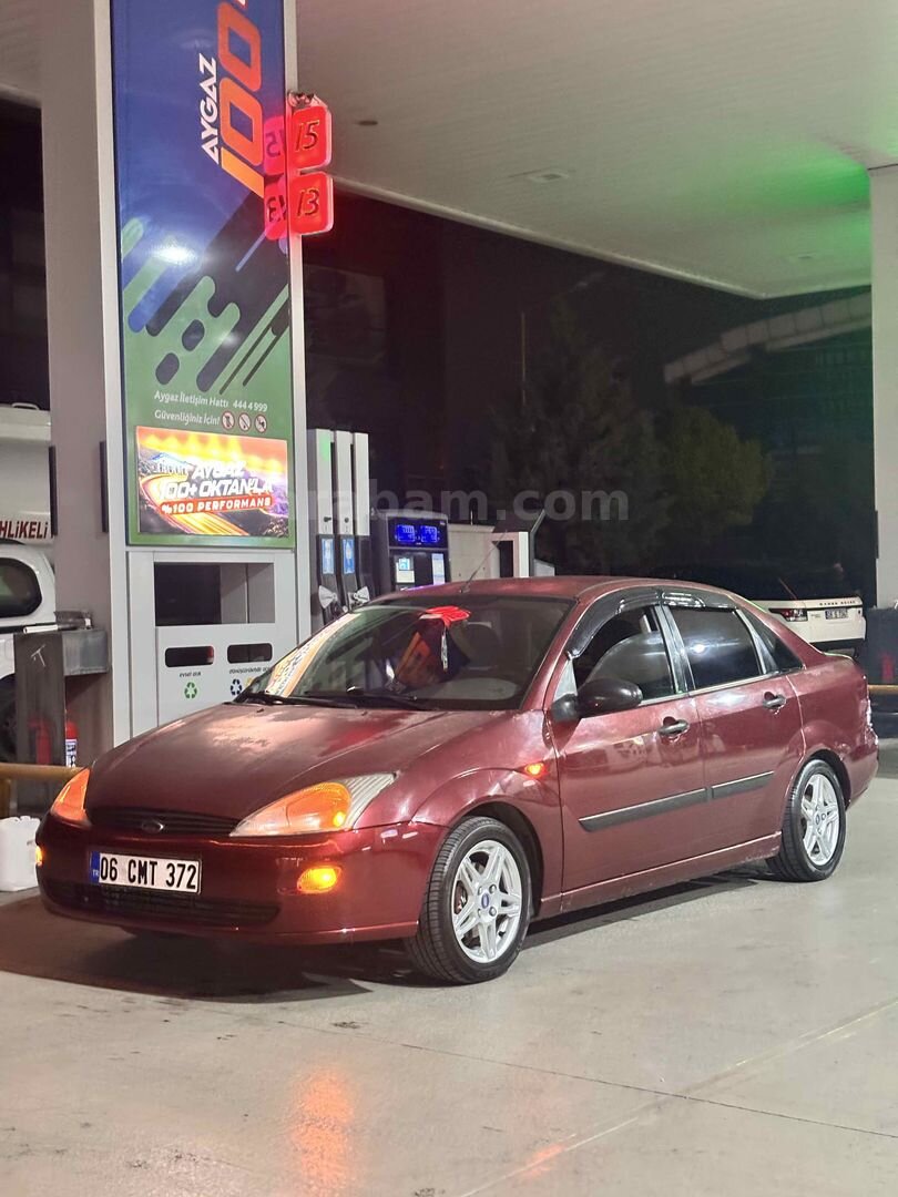 Sahibinden Ford Focus 1.6 Ambiente 2000 Model Ankara 295.000 km Bordo 2
