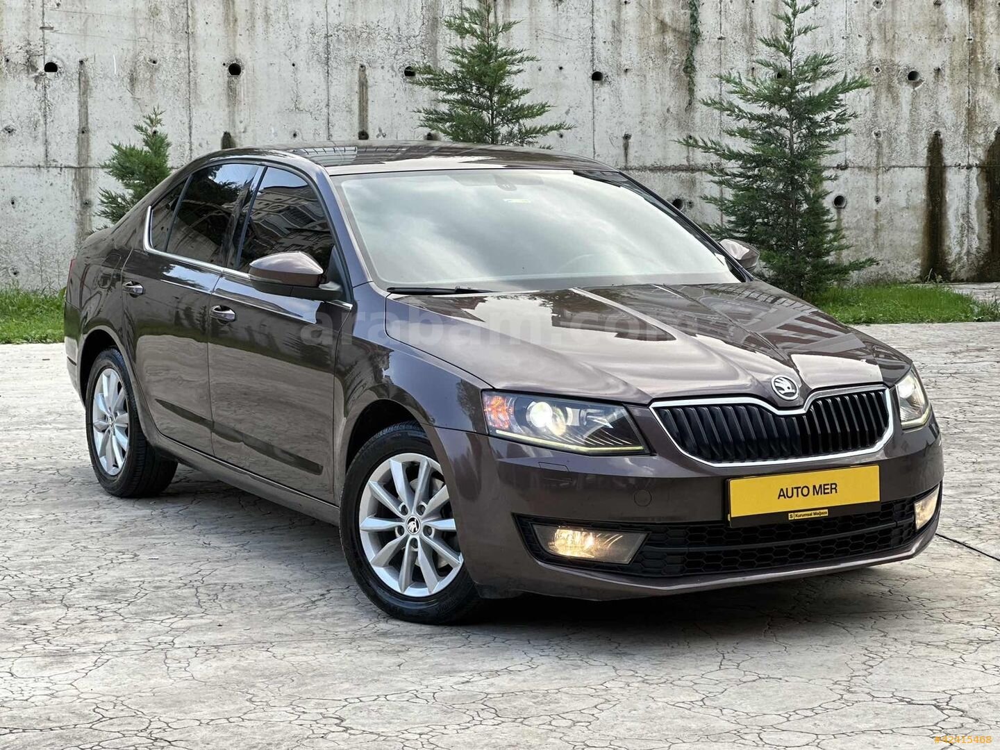 Galeriden Skoda Octavia 1.6 TDI Elegance CR 2013 Model Ordu 205.000 km Kahverengi 1