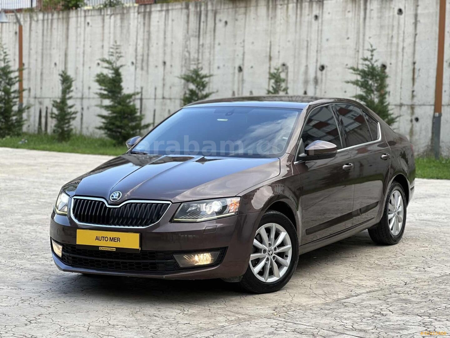 Galeriden Skoda Octavia 1.6 TDI Elegance CR 2013 Model Ordu 205.000 km Kahverengi 3