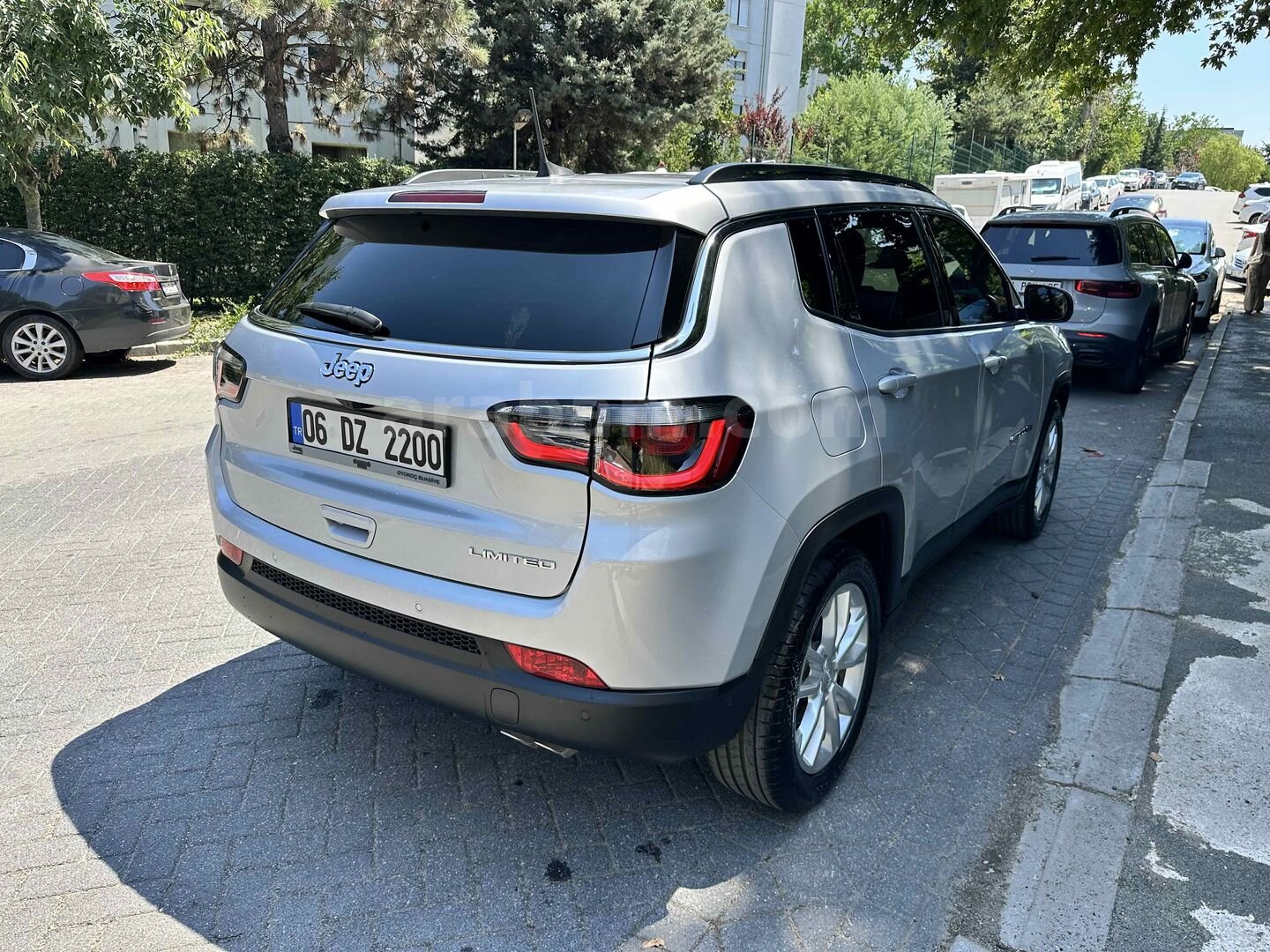 Galeriden Jeep Compass 1.3 Turbo Limited 2020 Model İstanbul 49.000 km Gri (metalik) 6