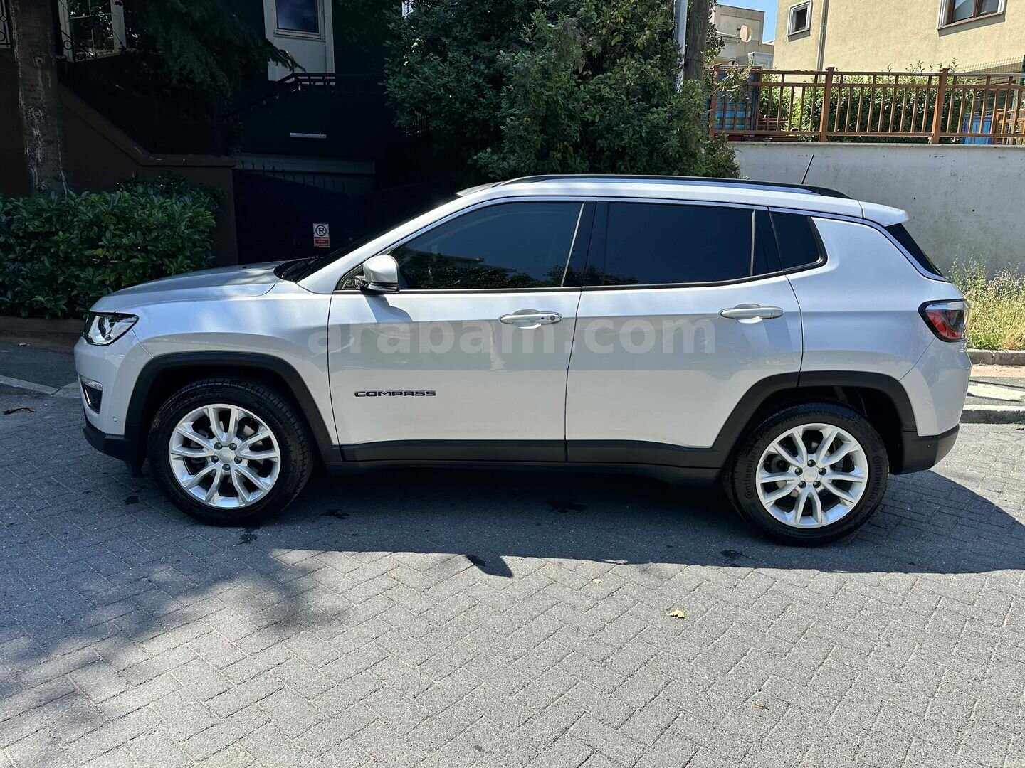 Galeriden Jeep Compass 1.3 Turbo Limited 2020 Model İstanbul 49.000 km Gri (metalik) 3