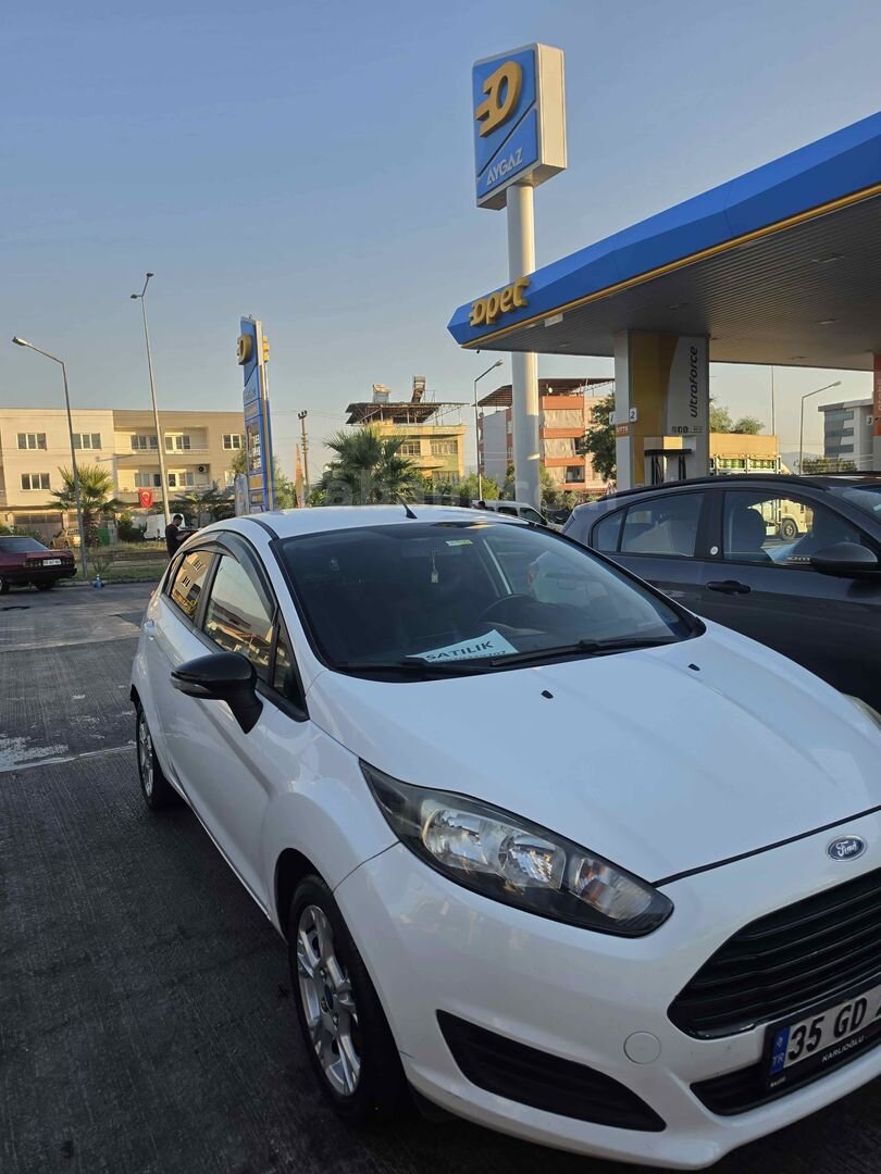 Sahibinden Ford Fiesta 1.5 TDCi Trend X 2016 Model Aydın 136.000 km Beyaz 6