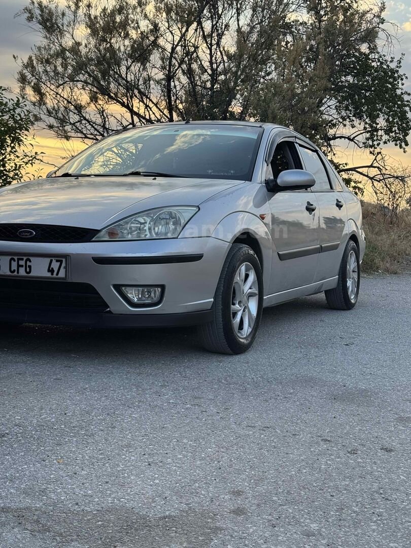 Sahibinden Ford Focus 1.6 Comfort 2004 Model Ankara 251.000 km Gri (Gümüş) 3
