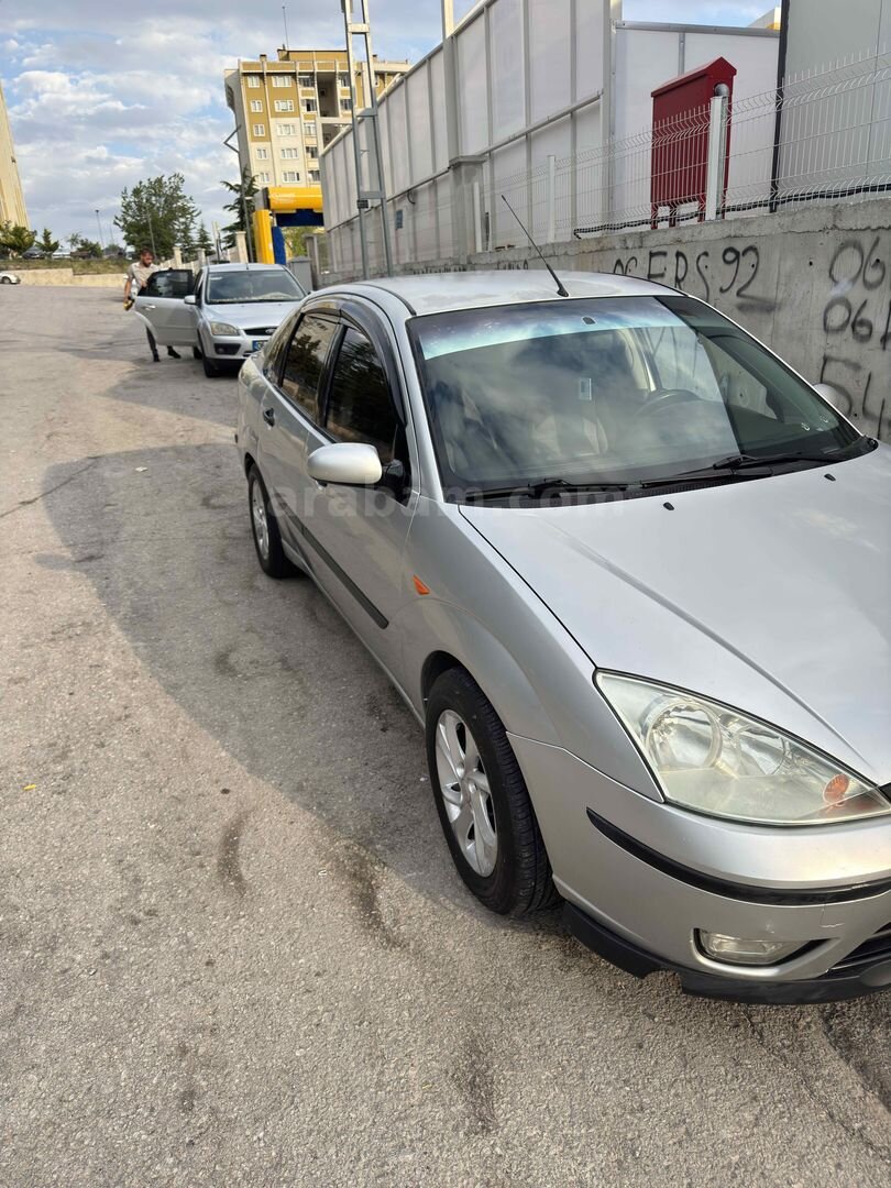 Sahibinden Ford Focus 1.6 Comfort 2004 Model Ankara 251.000 km Gri (Gümüş) 6