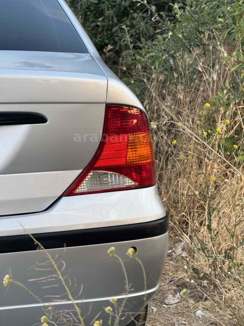 Sahibinden Ford Focus 1.6 Comfort 2004 Model Ankara 251.000 km Gri (Gümüş) 5
