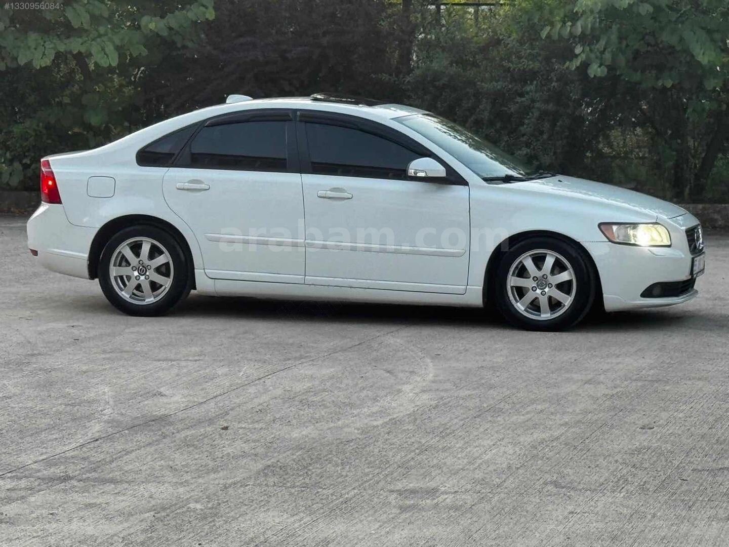 Galeriden Volvo S40 1.6 D 2011 Model Samsun 285.000 km Beyaz 7