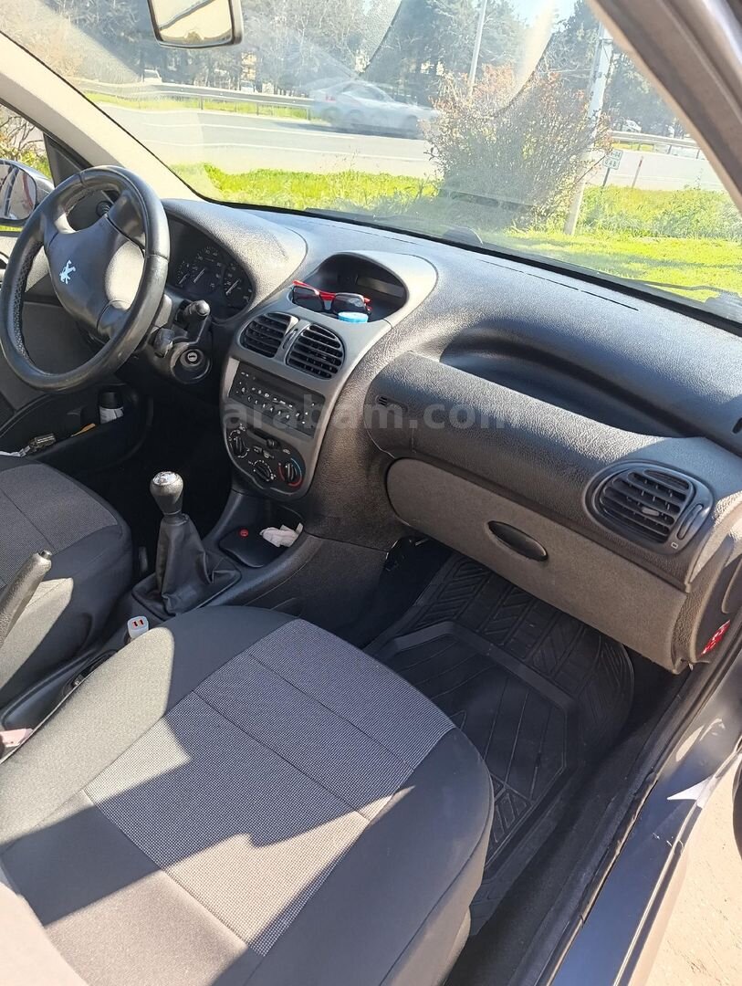 Sahibinden Peugeot 206 1.4 Fever 2007 Model İstanbul 122.000 km Gri (Gümüş) 4