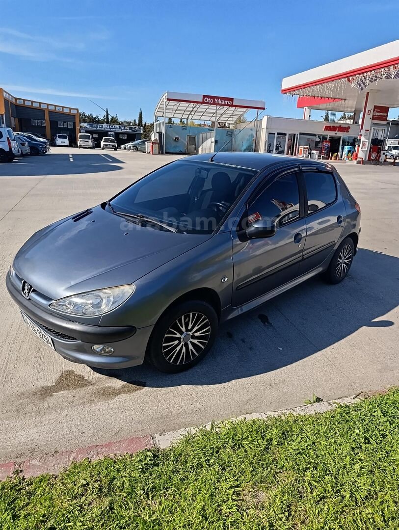 Sahibinden Peugeot 206 1.4 Fever 2007 Model İstanbul 122.000 km Gri (Gümüş) 6