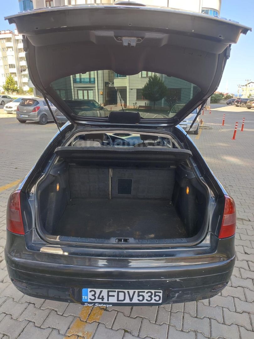 Sahibinden Citroen C5 1.6 HDi SX PK 2006 Model Ordu 303.000 km Siyah 2